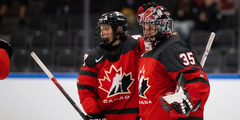 Kanadan pelaajia jääkiekon naisten MM-kisoissa 2022