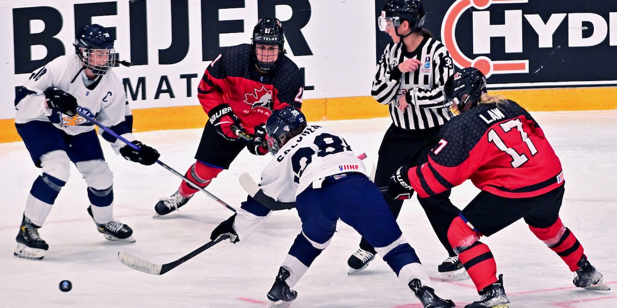 Suomi haastoi Kanadan U18-tyttöjen MM-kisoissa 2023