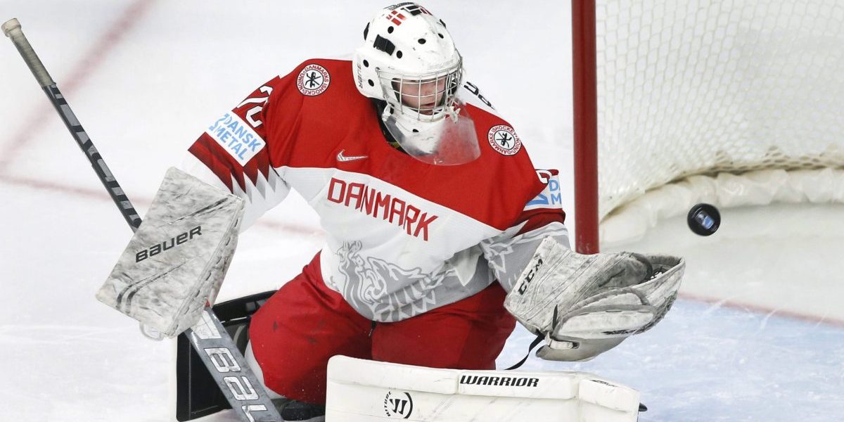 Cassandra Repstock-Romme Tanskan maalilla jääkiekon naisten MM-kisoissa 2021