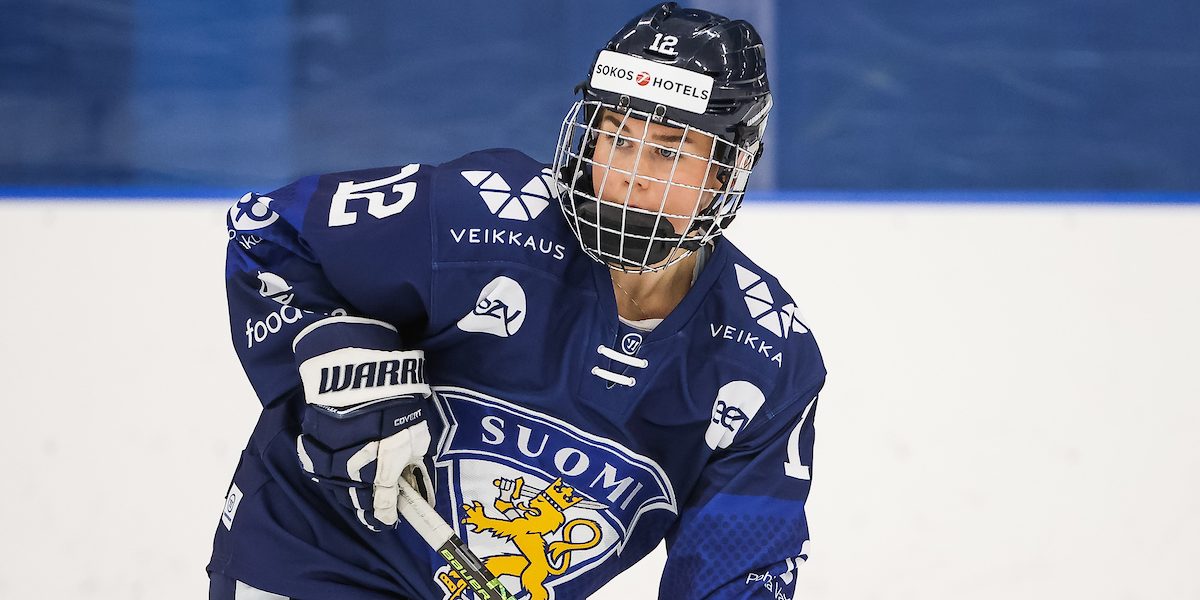 Naisleijonien Sanni Vanhanen. Kuva: Pasi Mennander / Jääkiekkoliitto